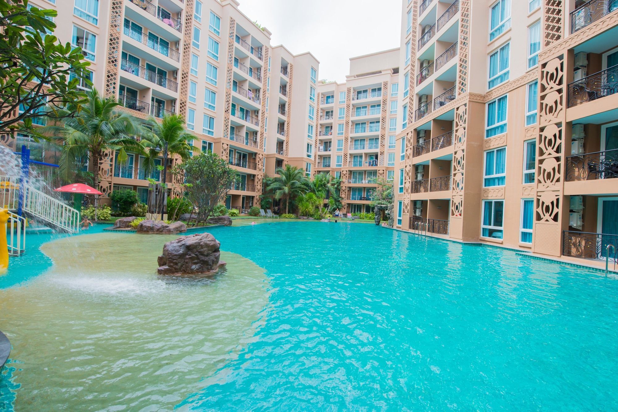 Atlantis Pattaya High Service Haat Jomtien Eksteriør bilde