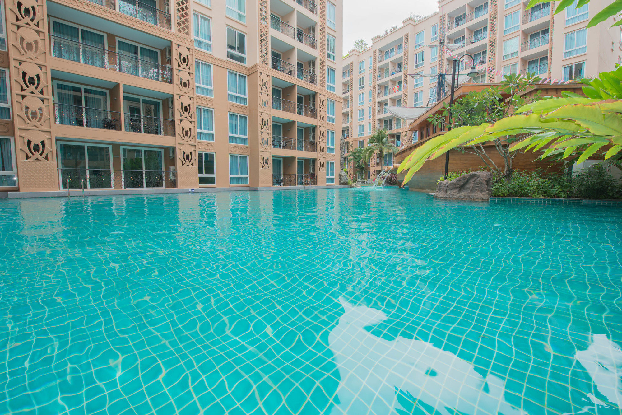 Atlantis Pattaya High Service Haat Jomtien Eksteriør bilde